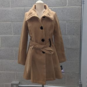 New Madden girl skirted trench size small